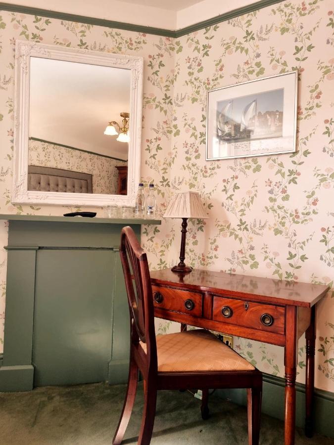 Villa Rothsay Hotel カウズ エクステリア 写真
